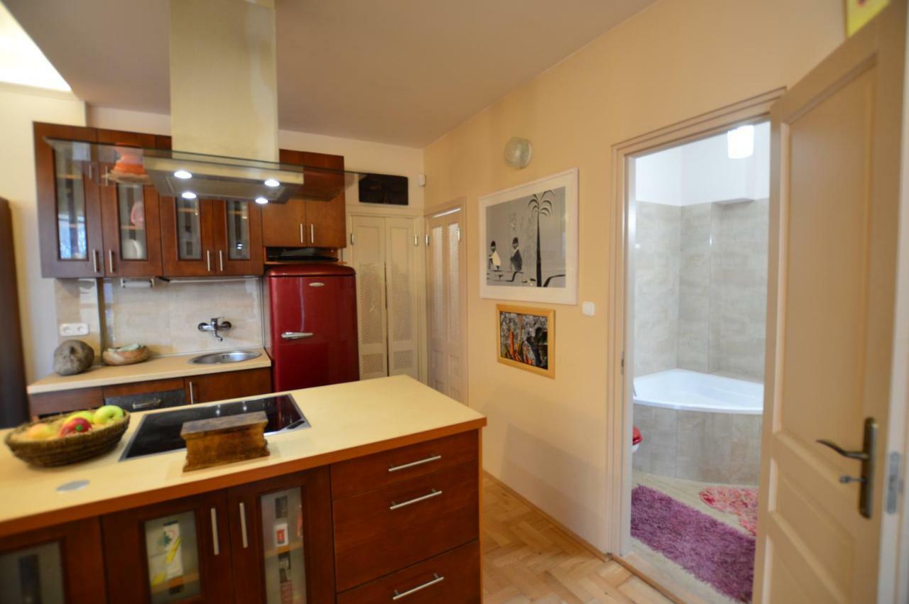 Art Styles Boutique Apartment Сентендре Екстериор снимка